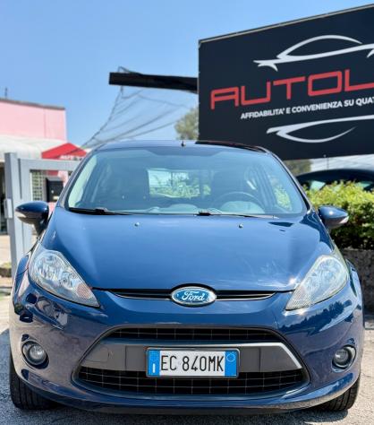 Ford Fiesta 1.4 TDCi 68CV 3 porte 143.000Km NEOPATENTATI - Foto 3