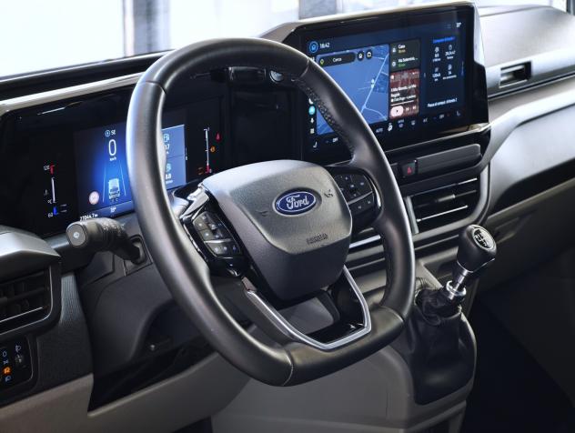 Ford Tourneo Custom 2Titanium 9 posti 2024 - Foto 9