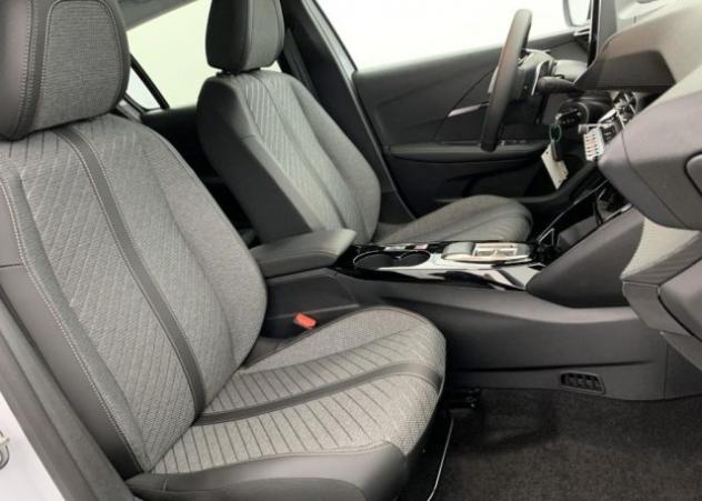 PEUGEOT 208 Hybrid 145 e-DCS6 Allure rif. 23507004 - Foto 7