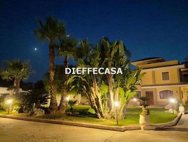 V2629 - In vendita a Marsala villa con giardino