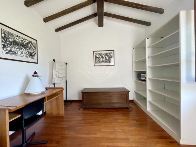VILLA di 10 vani e di 240 mq (PIETRASANTA) rif. 302 - Foto 14