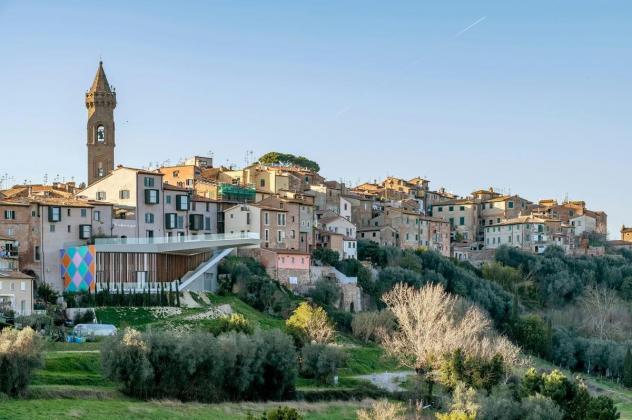 Locale comm.le/Fondo in affitto a Peccioli 90 mq  Rif: 1399813