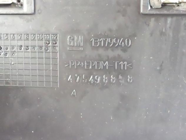 13179940 MASCHERINA GRIGLIA PARAURTI ANTERIORE CON STEMMA OPEL CORSA D 1.2 B 59KW 5M 5P (2007) RICAMBIO USATO - Foto 7