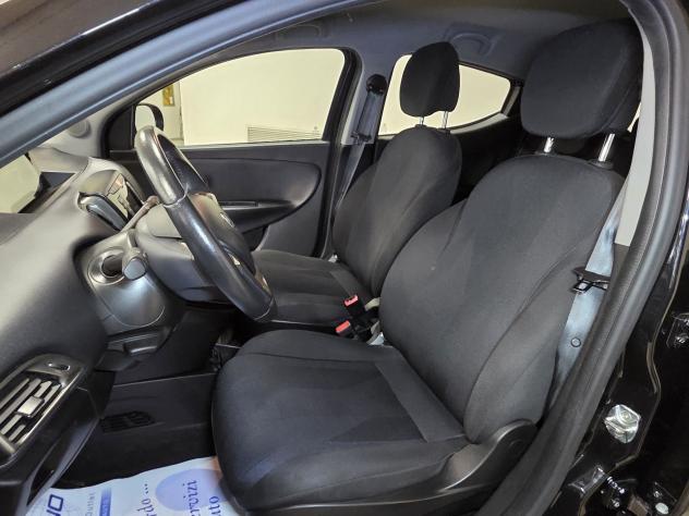 Lancia Ypsilon 1.2 69cv GPL Ecochic Gold - Foto 10