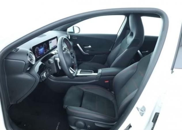 MERCEDES-BENZ A 200 d Premium AMG - PANO LED CAMERA LED-64 rif. 22789719 - Foto 6