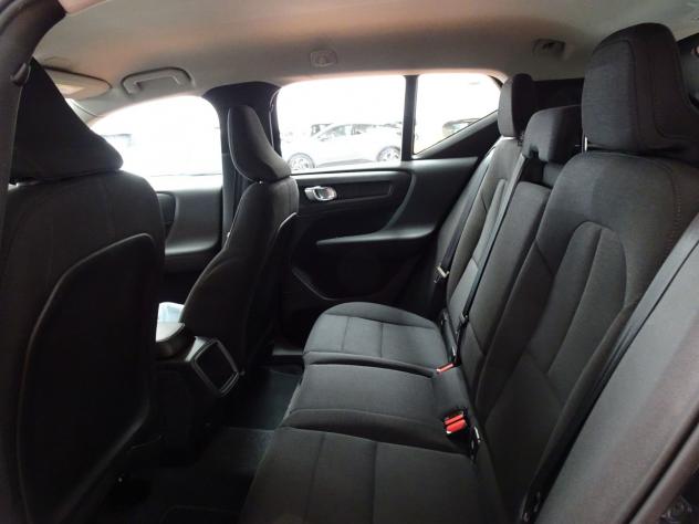 Volvo XC40 (2017--) D3 Momentum - Foto 9