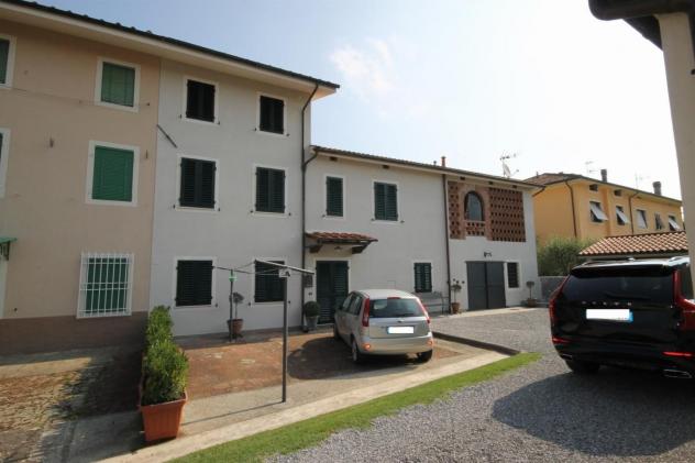 Terratetto in vendita a Marlia - Capannori 220 mq Rif: 981864