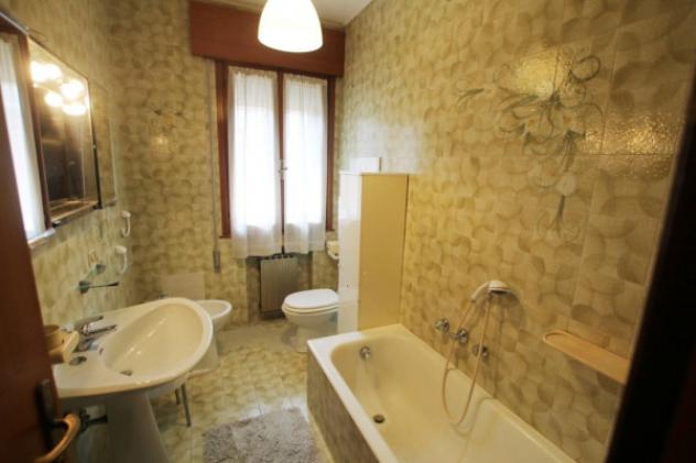 Villa di 217 m² con più di 5 locali e box auto doppio in vendita a Padova - Foto 13
