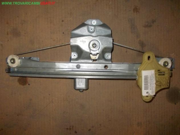 ALZACRISTALLO ELETTR. PORTA POST. D. 2 FILI RENAULT CAPTUR (J87)  Carrozzeria  Lamierati esterni  Porte  Alzacristallo por RENAULT - CAPTUR - 01-04-20