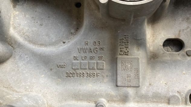 Culla motore Volkswagen Passat 2.0TDI del 2008 (3C0199369F) - Foto 4