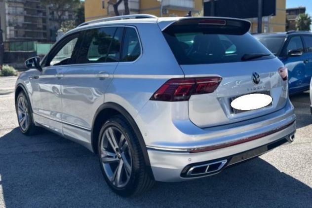 VOLKSWAGEN Tiguan 2.0 TDI 150 CV SCR DSG R-Line rif. 24190705 - Foto 4