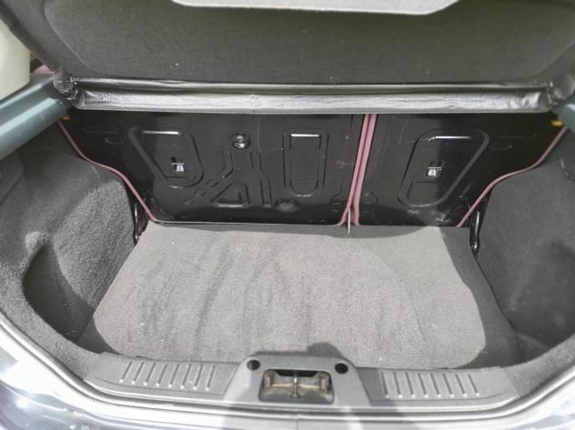 Ford Fiesta 1.4 TDCi 68CV 5 porte Titanium - Foto 10