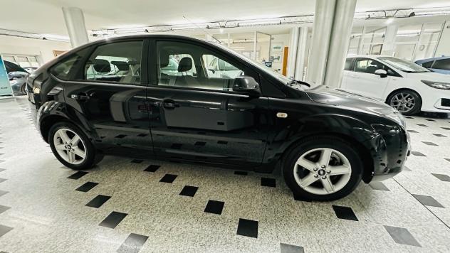 Ford Focus Focus 1.6 TDCi (90CV) 5p. NEOPATENTATI - Foto 4