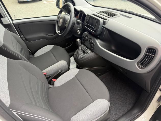 Fiat Panda 1.0 Hybrid - Foto 8