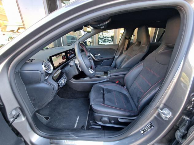 Mercedes-Benz Classe A A180d Premium Plus AMG Aut. - Foto 6