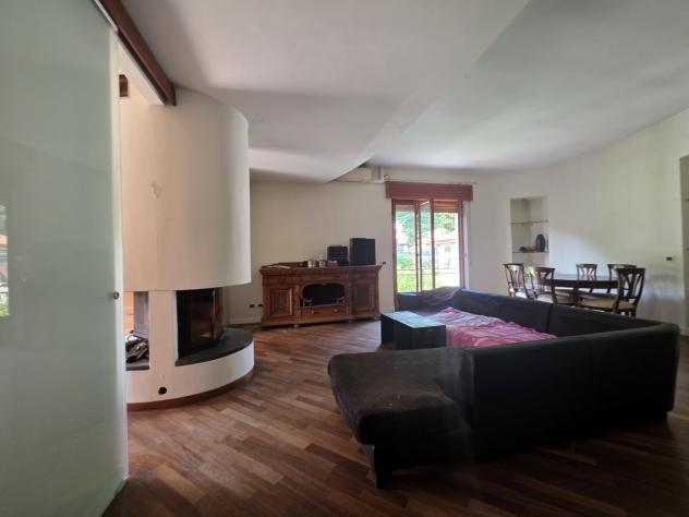 casa indipendente in vendita a Vezzano Ligure