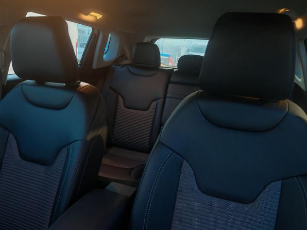 Jeep Compass 1.5 Turbo T4 130CV MHEV 2WD Altitude - Foto 7