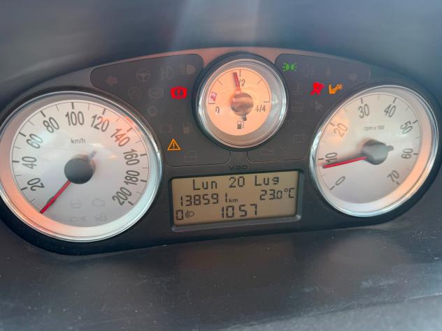 Lancia Ypsilon 1.3 MJT 75 CV Platinum - Foto 9