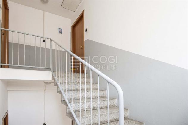 Appartamento con balcone e garage libero ed abitabile - Foto 15