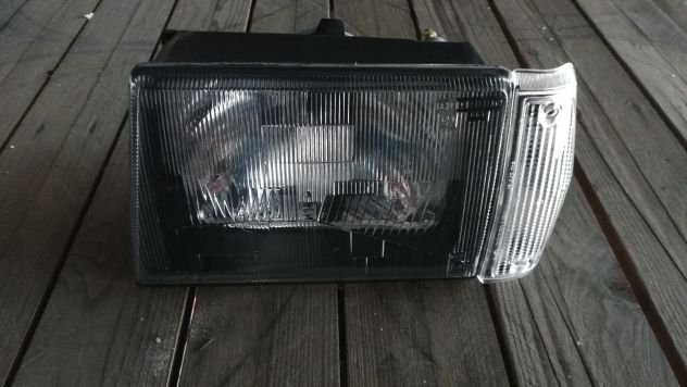 FARO ANTERIORE SINISTRO LANCIA PRISMA CARELLO 3447000