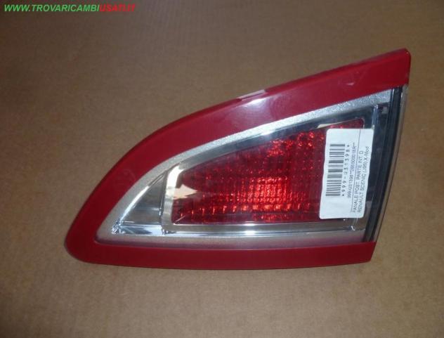 FANALE POST. PARTE INT. D. RENAULT SCENIC BORDO ROSSO (J95)  Parti elettriche  Fanaleria  Fanali  Fanale post. sx. RENAULT - SCENIC X-Mod - 01-08-2009