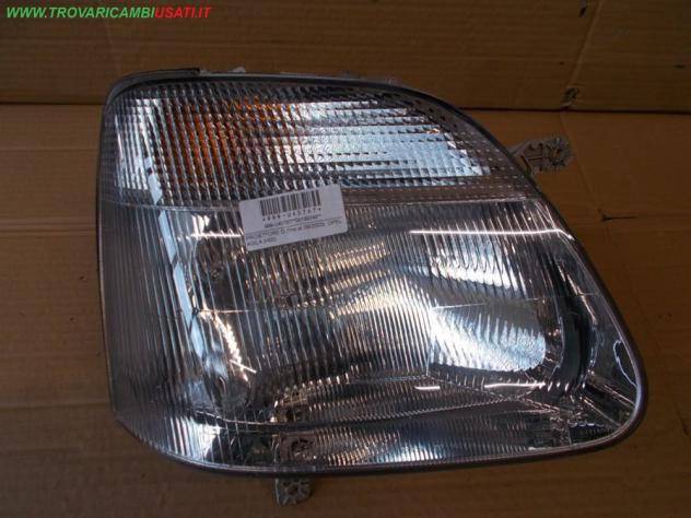 PROIETTORE D.(fino al 09/2003) OPEL AGILA (H00)  Parti elettriche  Fanaleria  Proiettori  Proiettore ant. OPEL - AGILA A - 01-05-2000 - 01-02-2008
