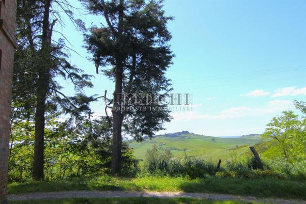 Porzione di casolare con ampio garage, resede e oliveto - Foto 5