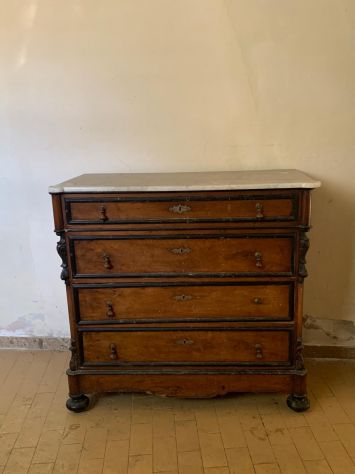 Comò d'epoca a 4 cassetti con piano in marmo - Verbania