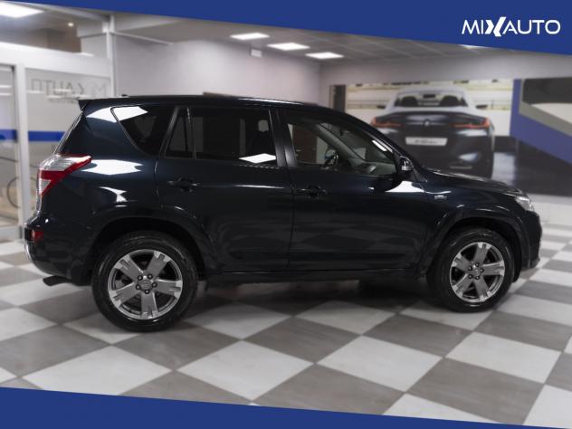 Toyota RAV 4 2.2 Crossover D-4D Exclusive 150CV Auto - Foto 6