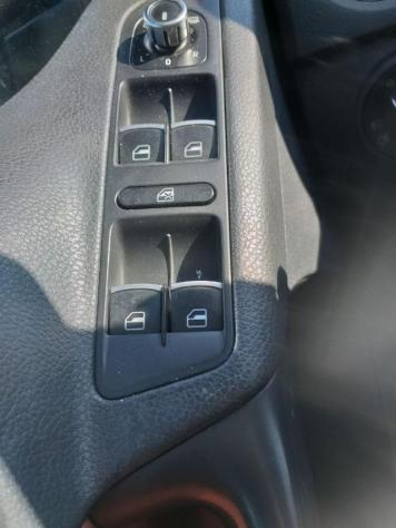 VOLKSWAGEN Tiguan 2.0 TDI DPF 4MOTION DSG rif. 20548282 - Foto 9
