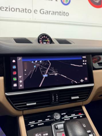 Porsche Cayenne Coup3.0 V6 462cv TOT E-Hybrid Platinum Edition 09/2022 TETTO 4 RUOTE STERZANTI VENTILATI - Foto 10