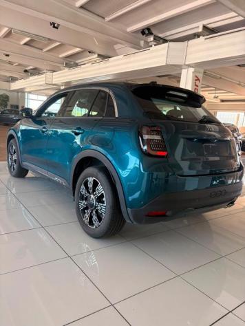 FIAT 600 1.2 Hybrid 145cv Auto + LED + Navi + Cerchi R18 rif. 24040271 - Foto 6