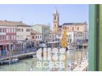 TRILOCALE CON SOTTOTETTO AFFACCIATO SUL PORTO CANALE. ULTIMO APPARTAMENTO!