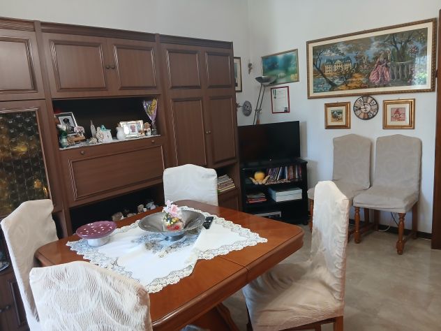 PRIVATO VENDE: Luminoso Trilocale di 110 mq con Garage – Parma, Q.re Montanara - Foto 8