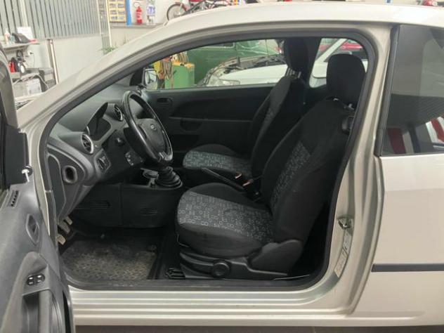 FORD Fiesta 1.2 16V 3p. Ambiente rif. 23669671 - Foto 5