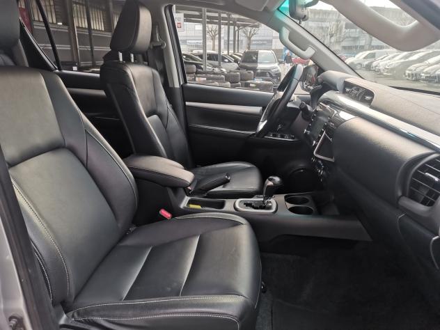 Toyota Hilux 4ª serie Hilux 2.8 D A/T 4WD 4p. DC Executive - Foto 7
