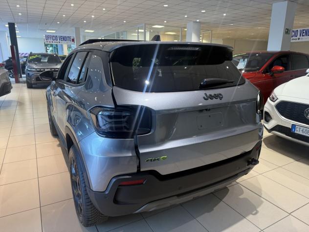 Jeep Avenger 4xe Hybrid 1.2 MHEV 4xe Upland KM0 - Foto 7