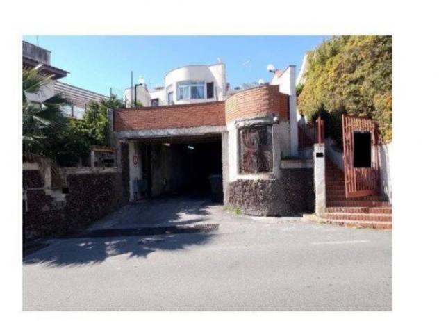 Immobile in asta di 98 m², box auto in vendita a Aci Catena - Foto 6