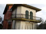 Villa autonoma con terreno a Ranzo