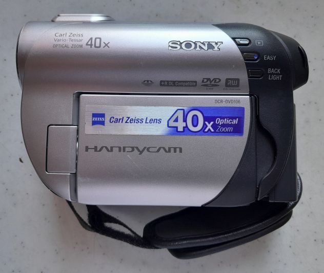 VIDEOCAMERA SONY HANDYCAM DCR-DVD106E completa di tutto in ottime condizioni est - Foto 2