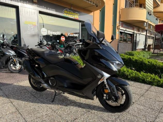 YAMAHA T Max 530 TUTTO INCLUSO ANCHE PASSAGGIO! MINI RATE rif. 24224816 - Foto 2