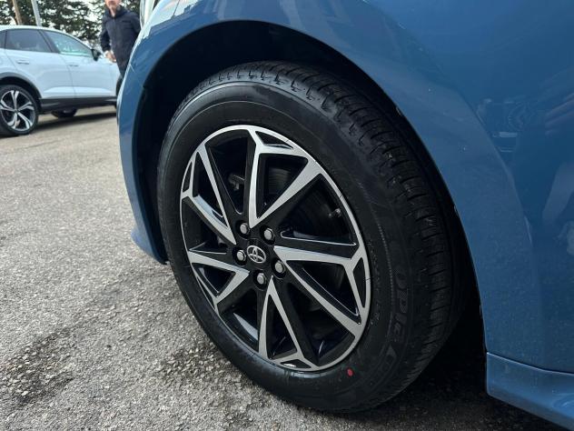 Toyota Yaris 1.5 Hybrid 5 porte Lounge - Foto 10
