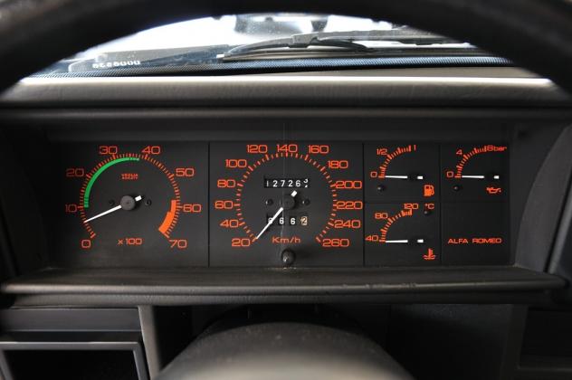 Alfa Romeo 75 2.0i Twin Spark CRS RIAR targa MI - Foto 9