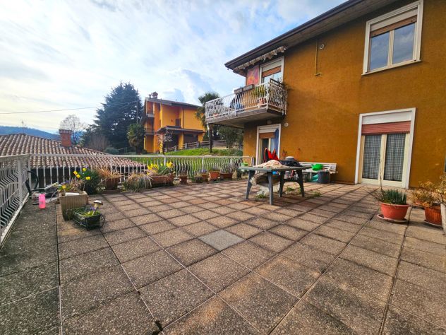 Spazioso quadrilocale con box, cantina e terrazza vivibile
