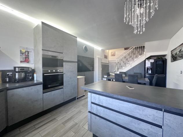 Filare vendesi terratetto con ingresso indipendente corredato di corte esclusiva e terrazzo vista mare! - Foto 5