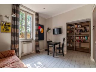 Apartment Prato Falcone - Rome