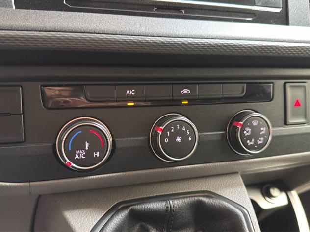Volkswagen Transporter 2.0 TDI 150 Cv 4 MOTION - Schermo, Bluetooth, Clima ecc - Foto 10