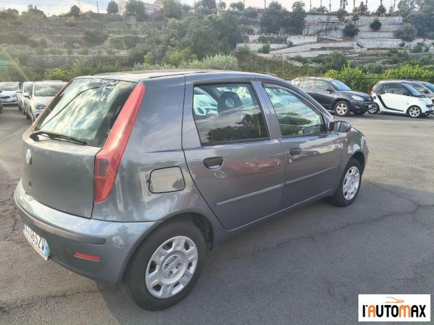 FIAT - Punto - 1.2 5p. Actual - Foto 4