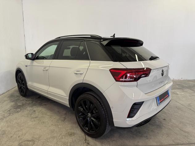 Volkswagen T-Roc 1.5 Tsi R-Line Dsg ** condizioni pari al nuovo ** Garanzia Volkswagen ** prezzo reale senza vincoli di finanziamento ** - Foto 3