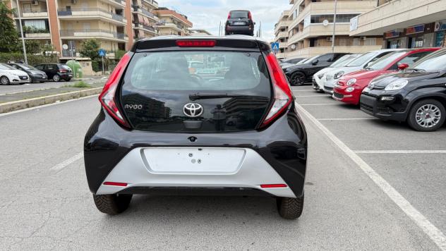 Toyota Aygo Connect 1.0 VVT-i 72 CV 5 porte x-cool LED NAVI CAR PLAY PDC BLUETOOTH CERCHI 16 - Foto 5